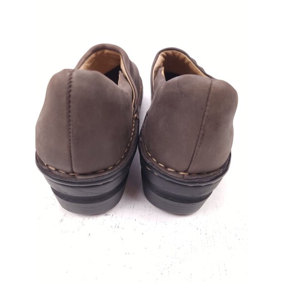 Born Size 7 M Brown Clog Shoes Leather Women B72523 - Picture 8 of 10